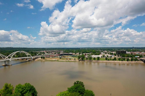 Little Rock Marriott image 16